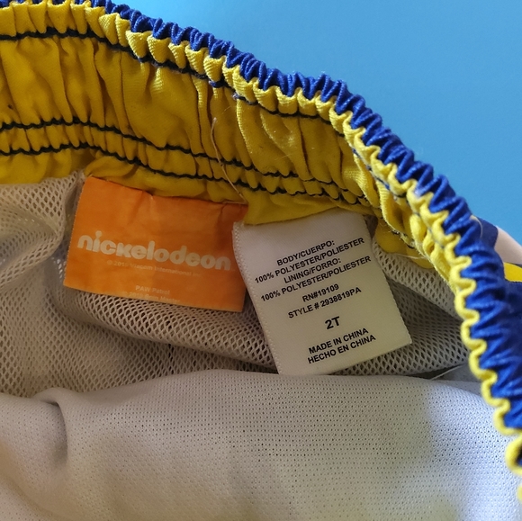 🎯 3 FOR $10🎯 Swim Trunks - 2T - Picture 4 of 4